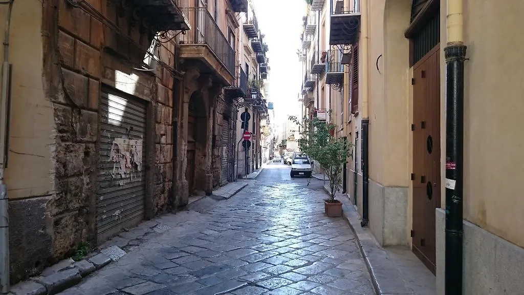 Palazzo Sambuca Apartment Palermo Italy
